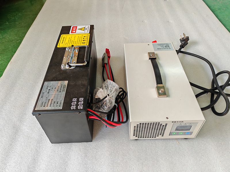 鋰電池組+充電機